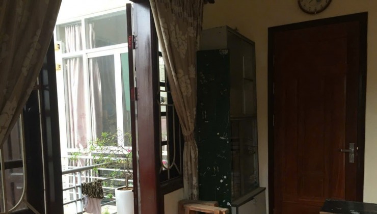 CHO THUÊ NHÀ NGUYÊN CĂN NGÕ 279 HOÀNG MAI 55M2, 4 TẦNG, 4 NGỦ, Ô TÔ ĐỖ CỬA 13 TRIỆU